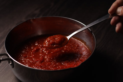 ひかわ食品加工いりすの丘「皮・種まるごとトマトソース」