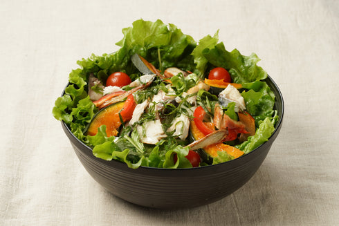 鯖とろスモークのサラダ