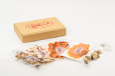 オホーツク燻製工房フューモアール、ビールに合うセット