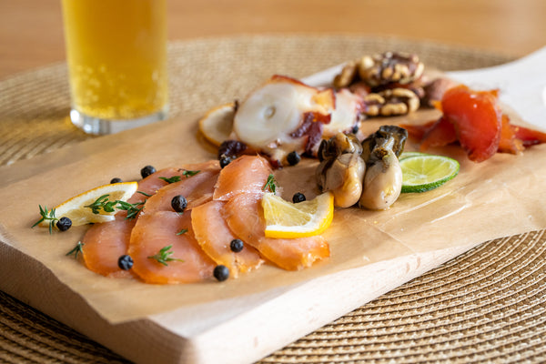 オホーツク燻製工房フューモアール、ビールに合うセット