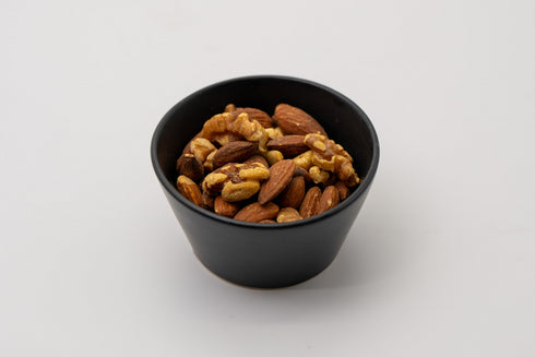 オホーツク燻製工房フューモアールの燻製ナッツ