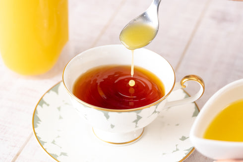 八丈島レモンのはちみつレモンシロップと紅茶